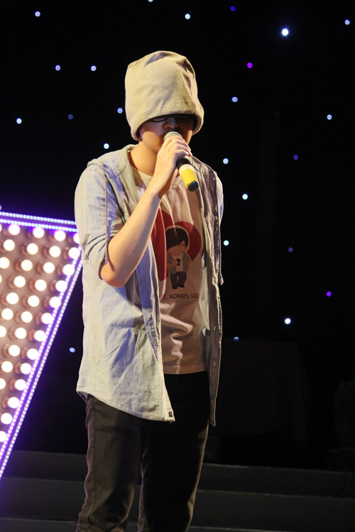 WanBi[-]Tuấn[-]Anh[-]khóc[-]trong[-]vòng[-]tay[-]mẹ,[-]Ca[-]nhạc[-]-[-]MTV,[-]WanBi[-]Tuan[-]Anh,[-]bat[-]khoc,[-]me,[-]vong[-]tay[-]cua[-]me,[-]Cam[-]on,[-]tri[-]an,[-]u[-]nao,[-]benh[-]nan[-]y,[-]thi[-]giac,[-]hau[-]truong,[-]ca[-]sy,[-]tin[-]tuc